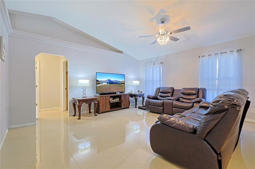 Picture of 25 Juniper Loop Circle, Ocala FL 34480
