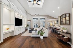 Picture of 805 Islebay Drive, Apollo Beach, FL 33572