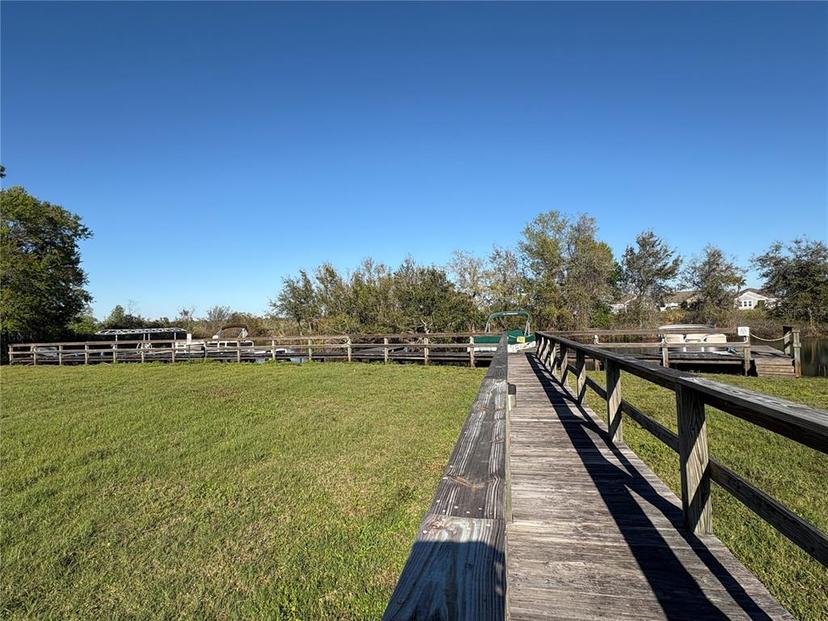Picture of 1018 Green Gate Boulevard, Groveland FL 34736