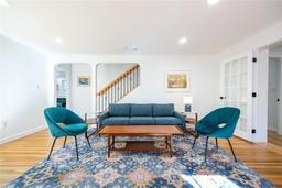 Picture of 630 NE 10Th Avenue, Gainesville, FL 32601