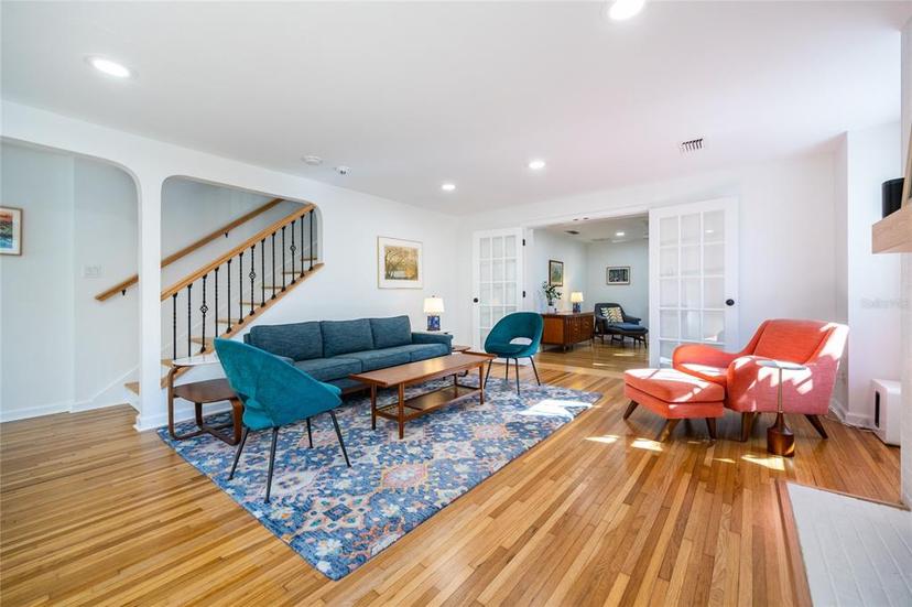 Picture of 630 NE 10Th Avenue, Gainesville FL 32601