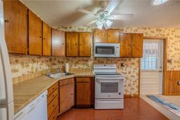Picture of 11360 SE 188Th Avenue, Ocklawaha, FL 32179
