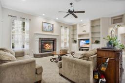Picture of 1556 Auburn Oaks Court, Auburndale, FL 33823