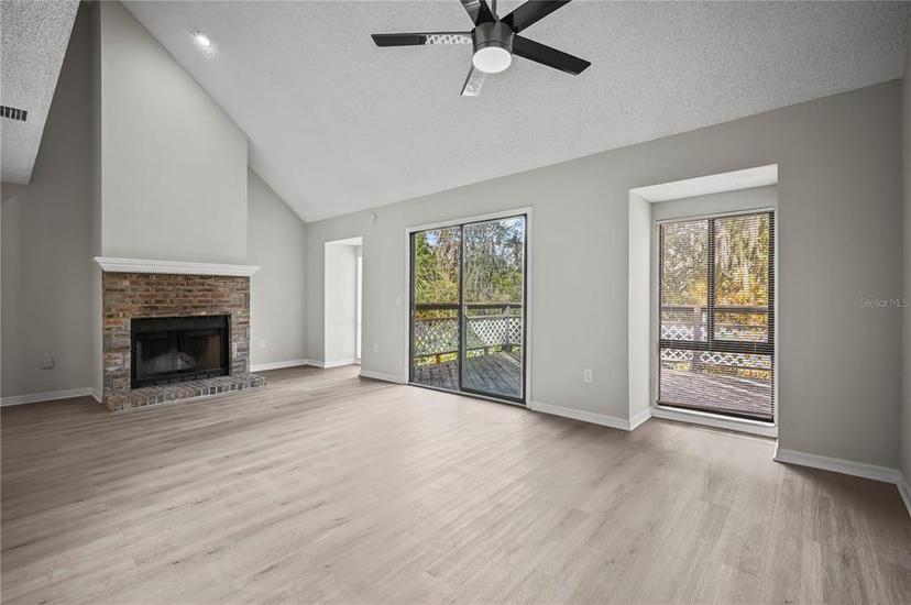 Picture of 1621 NE 2Nd Street Unit 203, Ocala FL 34470