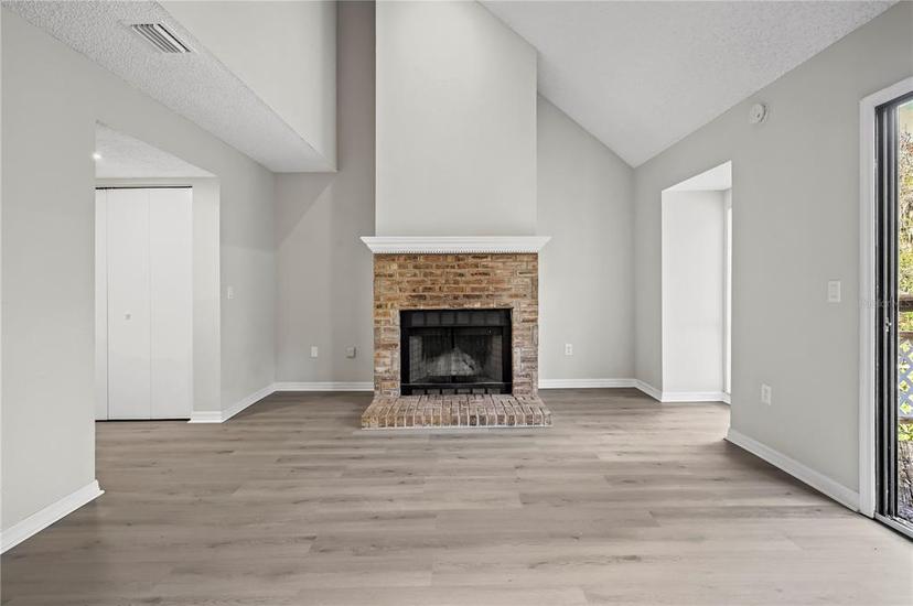 Picture of 1621 NE 2Nd Street Unit 203, Ocala FL 34470