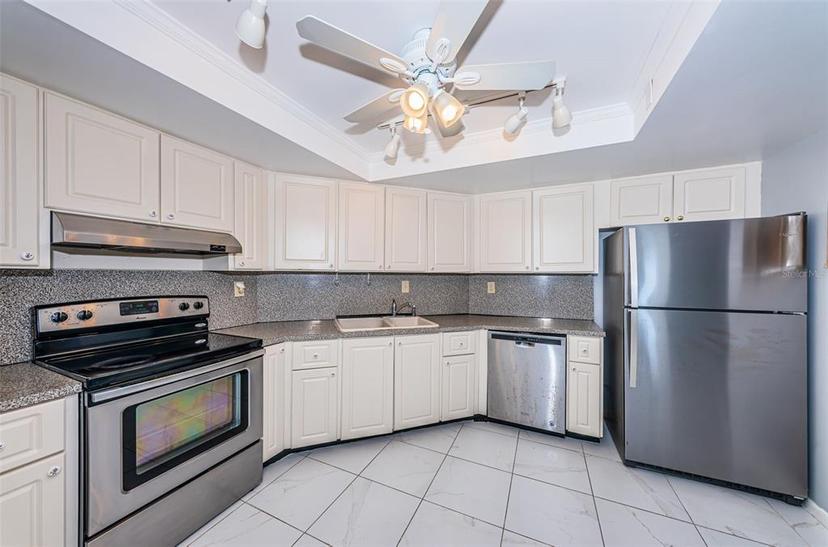 Picture of 6145 Sun Boulevard Unit 607, St Petersburg FL 33715