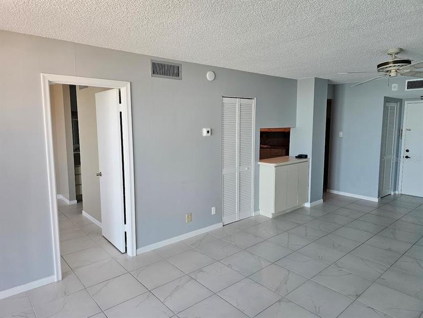 Picture of 6145 Sun Boulevard Unit 607, St Petersburg FL 33715