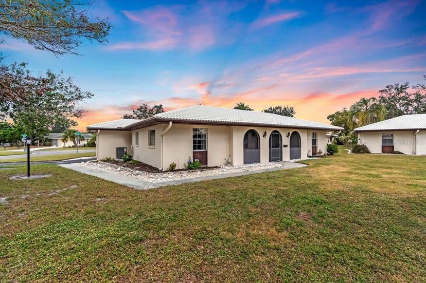 Picture of 430 Botticelli Drive Unit 430, Nokomis FL 34275