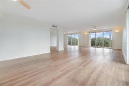 Picture of 2699 Seville Boulevard Unit 403, Clearwater, FL 33764