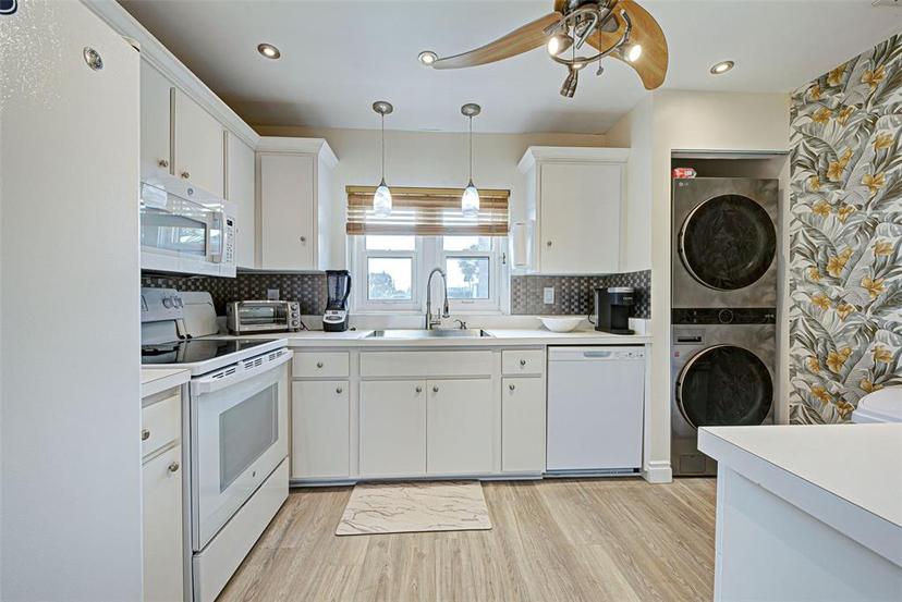 Picture of 93 Boundary Boulevard Unit 301, Rotonda West FL 33947