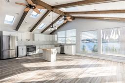 Picture of 12417 84Th Way, Largo, FL 33773