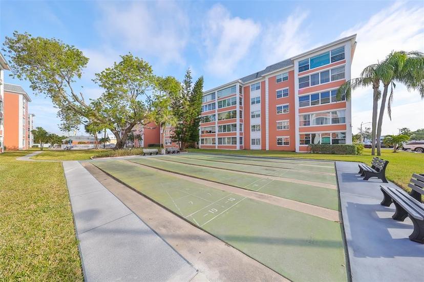 Picture of 6960 20Th Avenue N Unit 306, St Petersburg FL 33710