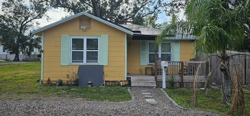 Picture of 6404 Pershing Street Ne, St Petersburg FL 33702