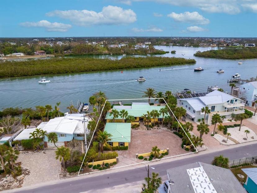 Picture of 411 S Casey Key Road, Nokomis FL 34275