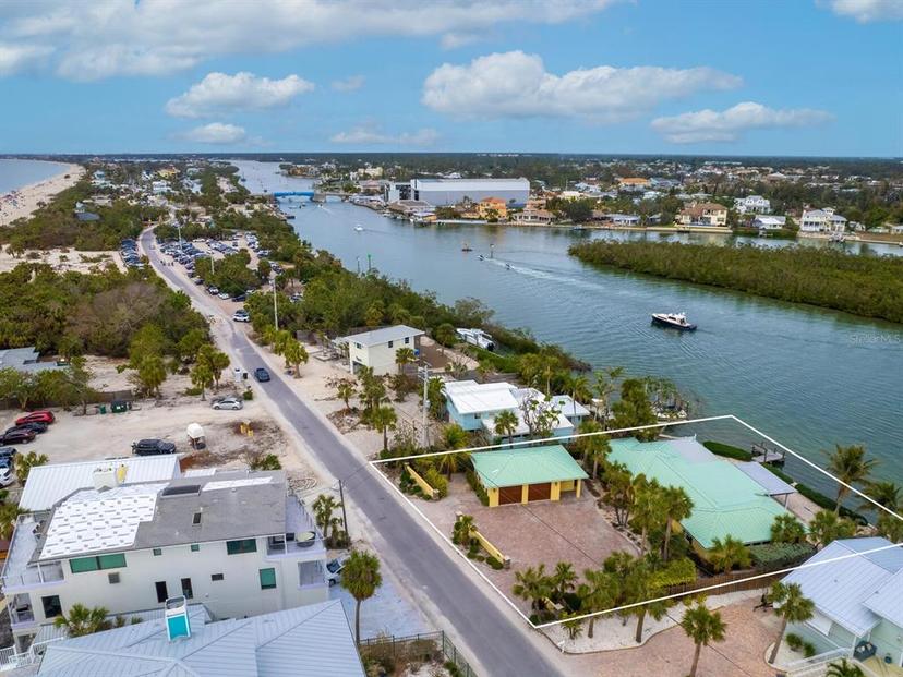 Picture of 411 S Casey Key Road, Nokomis FL 34275