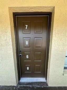 Picture of 7868 Niagara Avenue Unit 627, Tampa, FL 33617