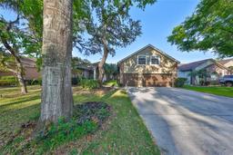 Picture of 2561 Regal River Road, Valrico, FL 33596