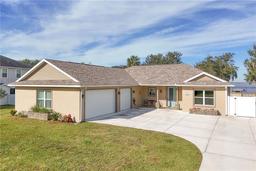 Picture of 3219 Landing View, Tavares, FL 32778