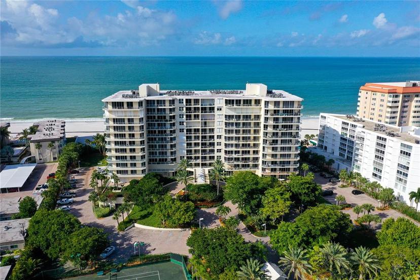 Picture of 1800 Benjamin Franklin Drive Unit A405, Sarasota FL 34236