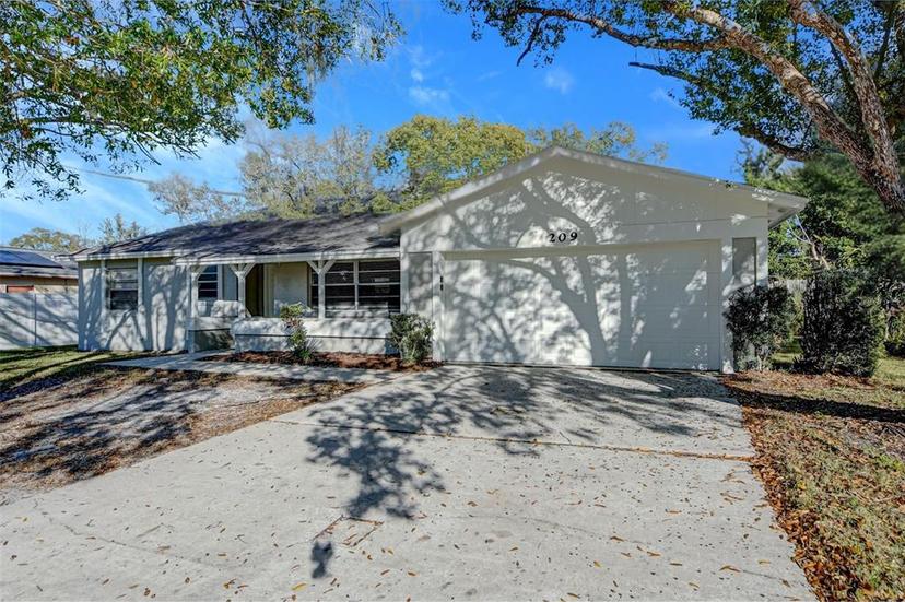 Picture of 209 Meadow Hills Drive, Sanford FL 32773