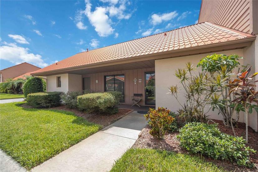 Picture of 6542 Draw Lane Unit 90, Sarasota FL 34238