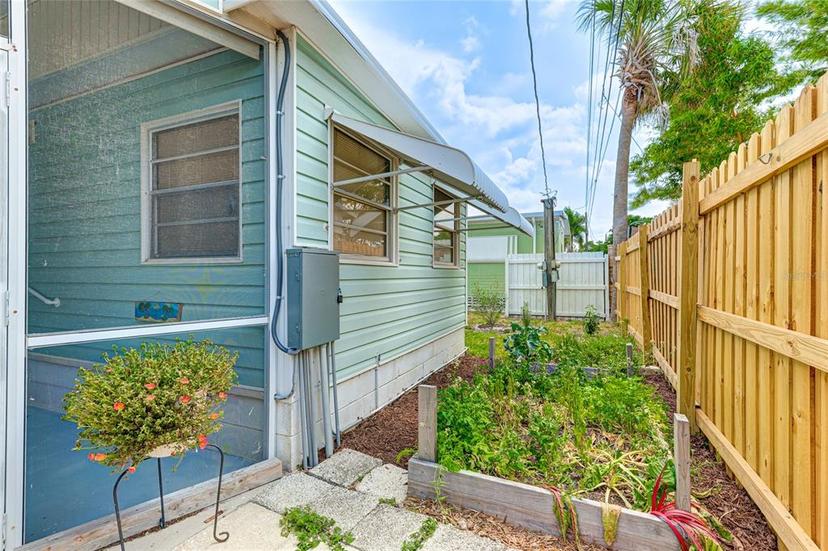 Picture of 604 49Th Avenue Drive W, Bradenton FL 34207
