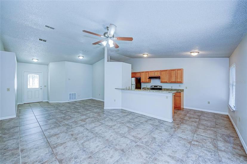 Picture of 637 Twin Lake Avenue, Deltona FL 32738