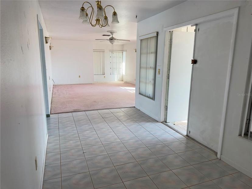 Picture of 10 Golfview Road S, Rotonda West FL 33947