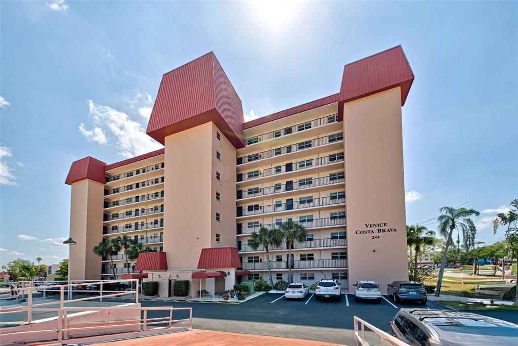 Picture of 244 Saint Augustine Avenue Unit 104, Venice, FL 34285