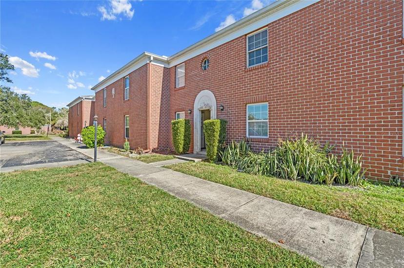Picture of 1122 84Th Terrace N Unit C, St Petersburg FL 33702