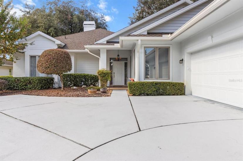 Picture of 3220 N Pinelake Village Point, Lecanto FL 34461