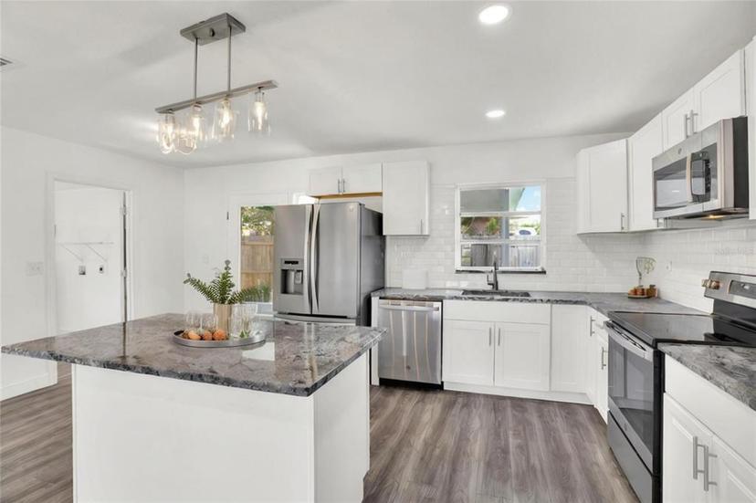 Picture of 4916 Carlyle Road, Tampa FL 33615