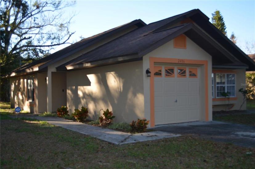 Picture of 2406 S Lake Avenue Avenue, Sanford FL 32771