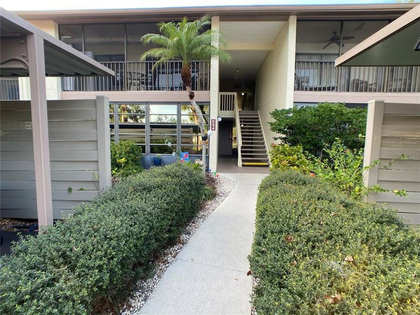Picture of 654 Bird Bay Drive E Unit 106, Venice FL 34285
