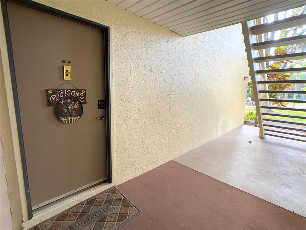 Picture of 654 Bird Bay Drive E Unit 106, Venice, FL 34285