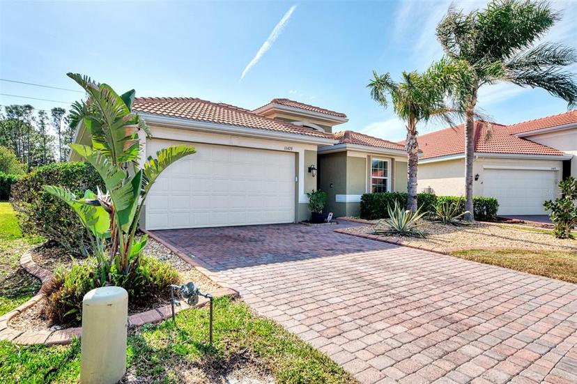 Picture of 11479 Blackfin Street, Venice FL 34292