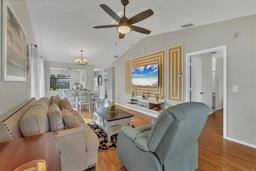 Picture of 2709 60Th Avenue Plaza N Unit D, Bradenton, FL 34207