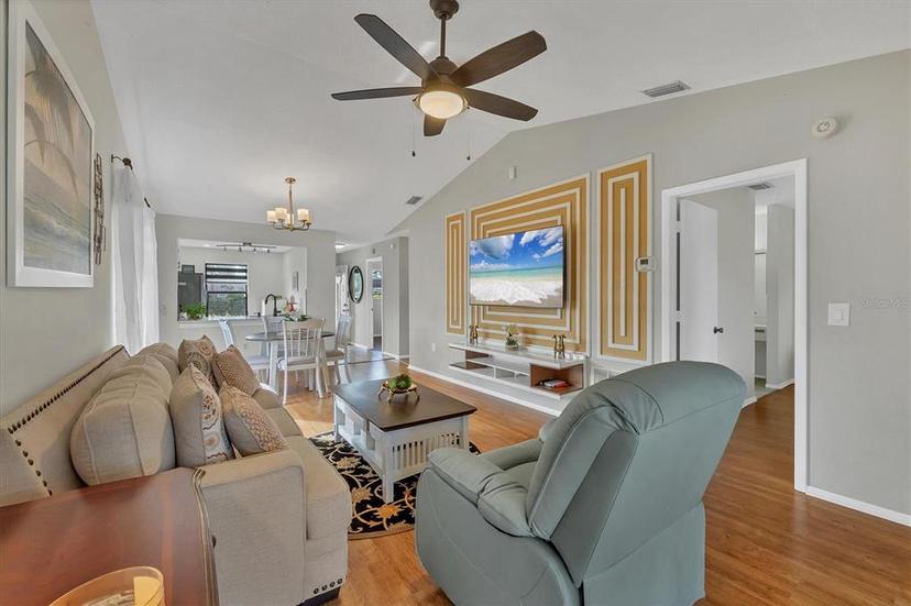 Picture of 2709 60Th Avenue Plaza N Unit D, Bradenton FL 34207