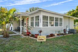 Picture of 1602 30Th Street W, Bradenton, FL 34205