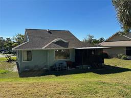 Picture of 1005 Lake Avoca Place, Tarpon Springs, FL 34689