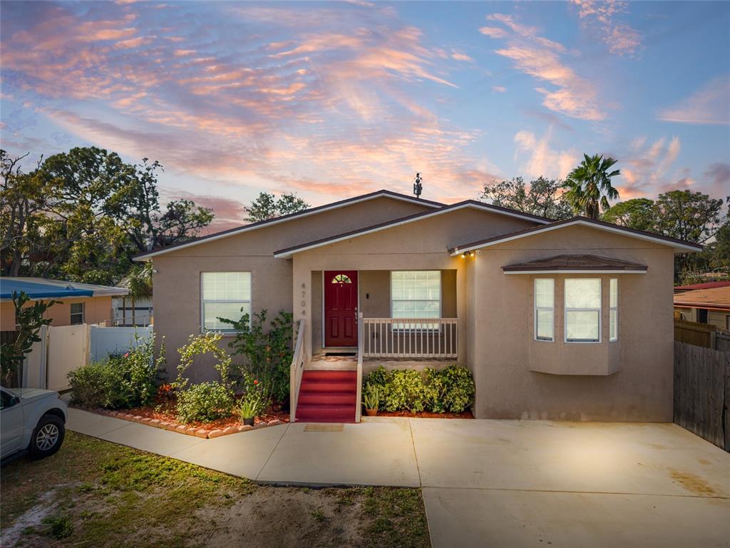 Picture of 4704 Town N Country Boulevard, Tampa, FL 33615