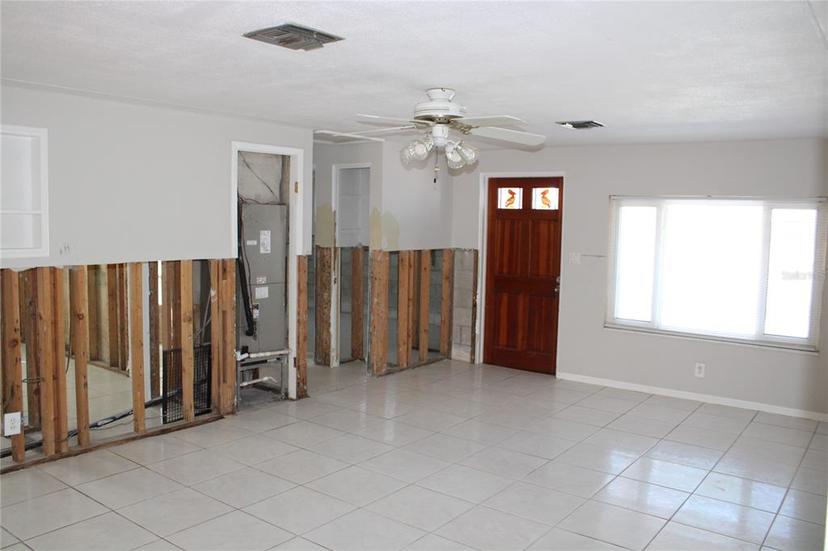 Picture of 215 176Th Terrace Drive E, Redington Shores FL 33708