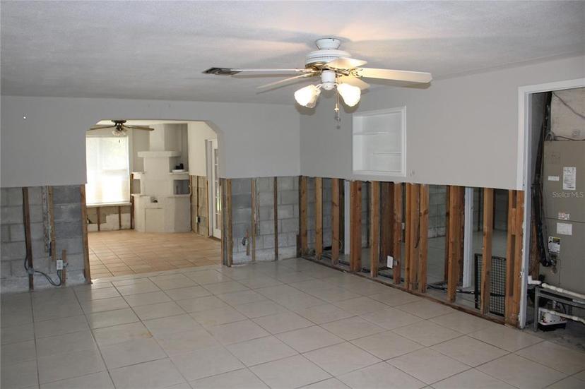 Picture of 215 176Th Terrace Drive E, Redington Shores FL 33708