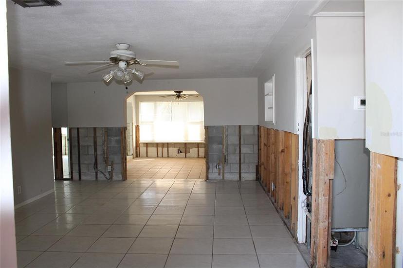 Picture of 215 176Th Terrace Drive E, Redington Shores FL 33708