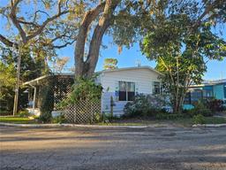Picture of 2201 S Ridgewood Avenue Unit 21, Edgewater, FL 32141