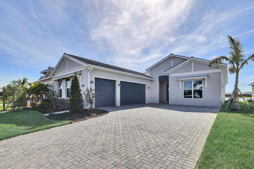 Picture of 17920 Palmiste Drive, Bradenton FL 34202