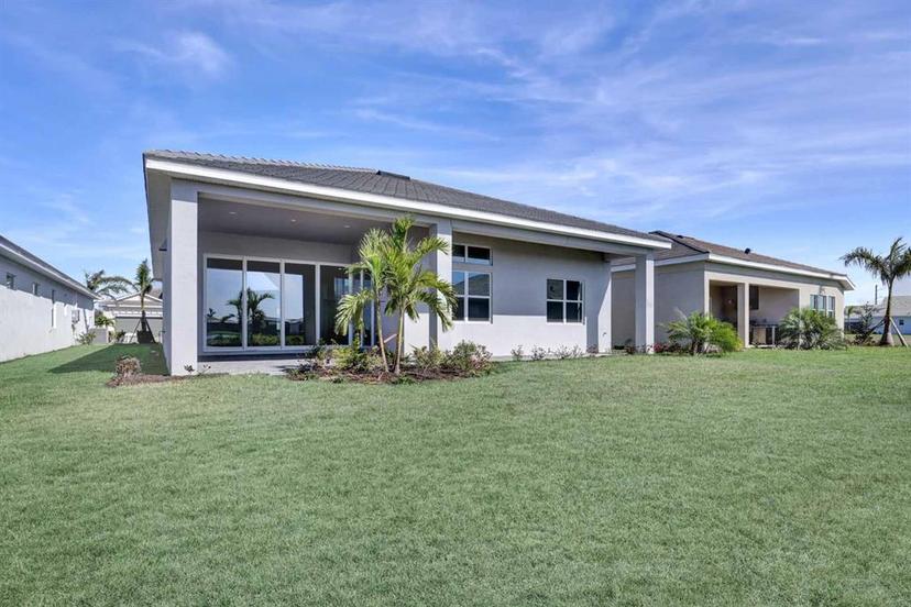 Picture of 17920 Palmiste Drive, Bradenton FL 34202
