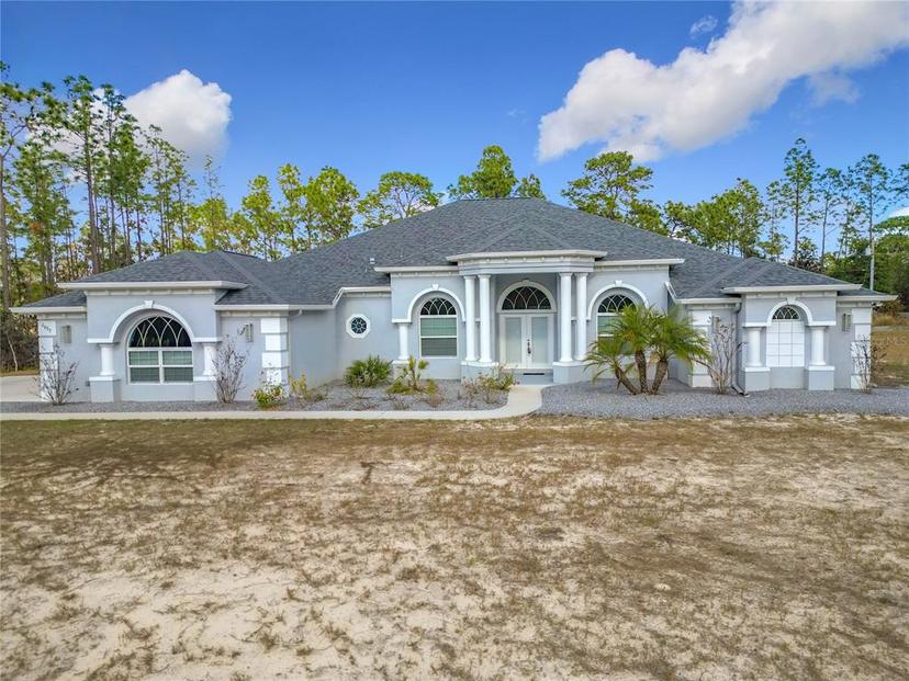 Picture of 2897 W Mustang Boulevard, Beverly Hills FL 34465