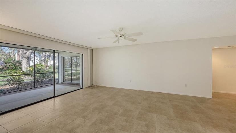 Picture of 5152 Marsh Field Ln Unit 117, Sarasota FL 34235