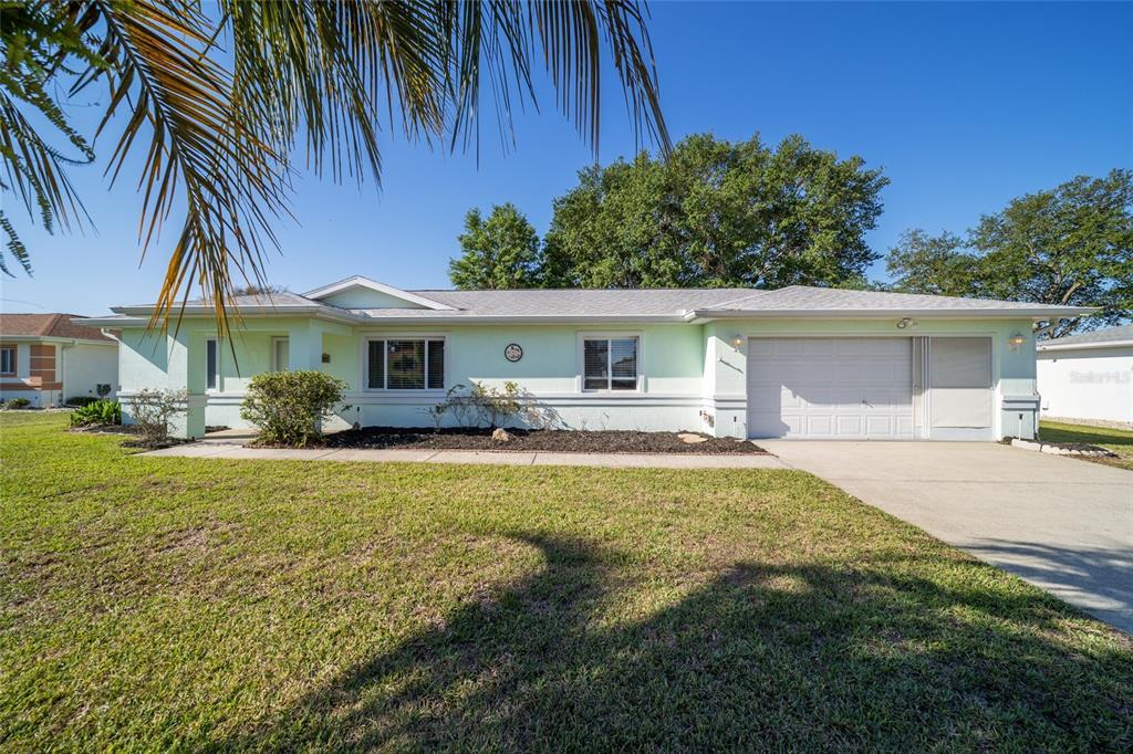 Picture of 6184 SW 101St Place, Ocala, FL 34476